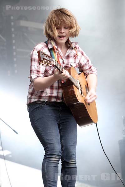 WALLIS BIRD - 2010-08-29 - SAINT CLOUD - Domaine National - Scene de la Cascade - 